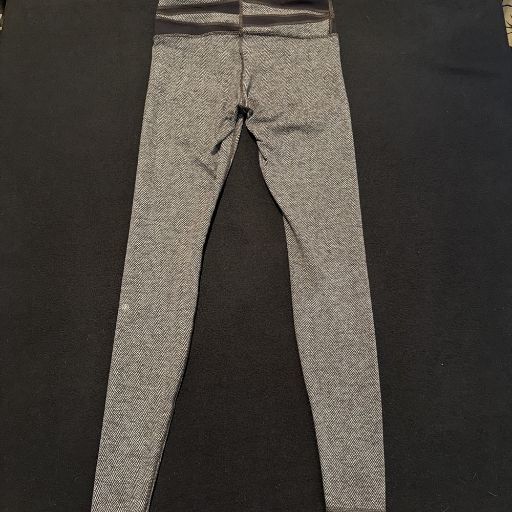 Lululemon Fishbone Stretch Pull On Compression Knit Leggings Women's Size 8